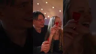 Kadr z teledysku: After Gang - Bang Bang wersja 2