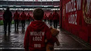 Kadr z teledysku: AiPolishVibes - Jeszcze będzie Wielki Widzew